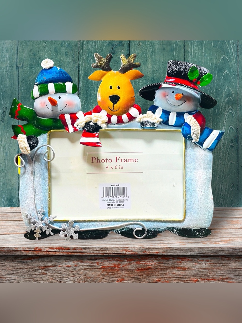 New Open Box Cut Tin Snowmen & Reindeer Hi Quality Christmas Picture Frame